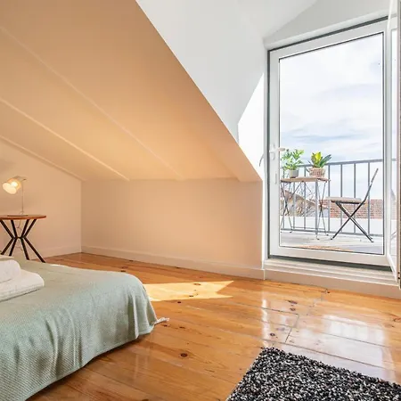 Graça Apartment Duplex River View by Lisbon Heart Lisboa